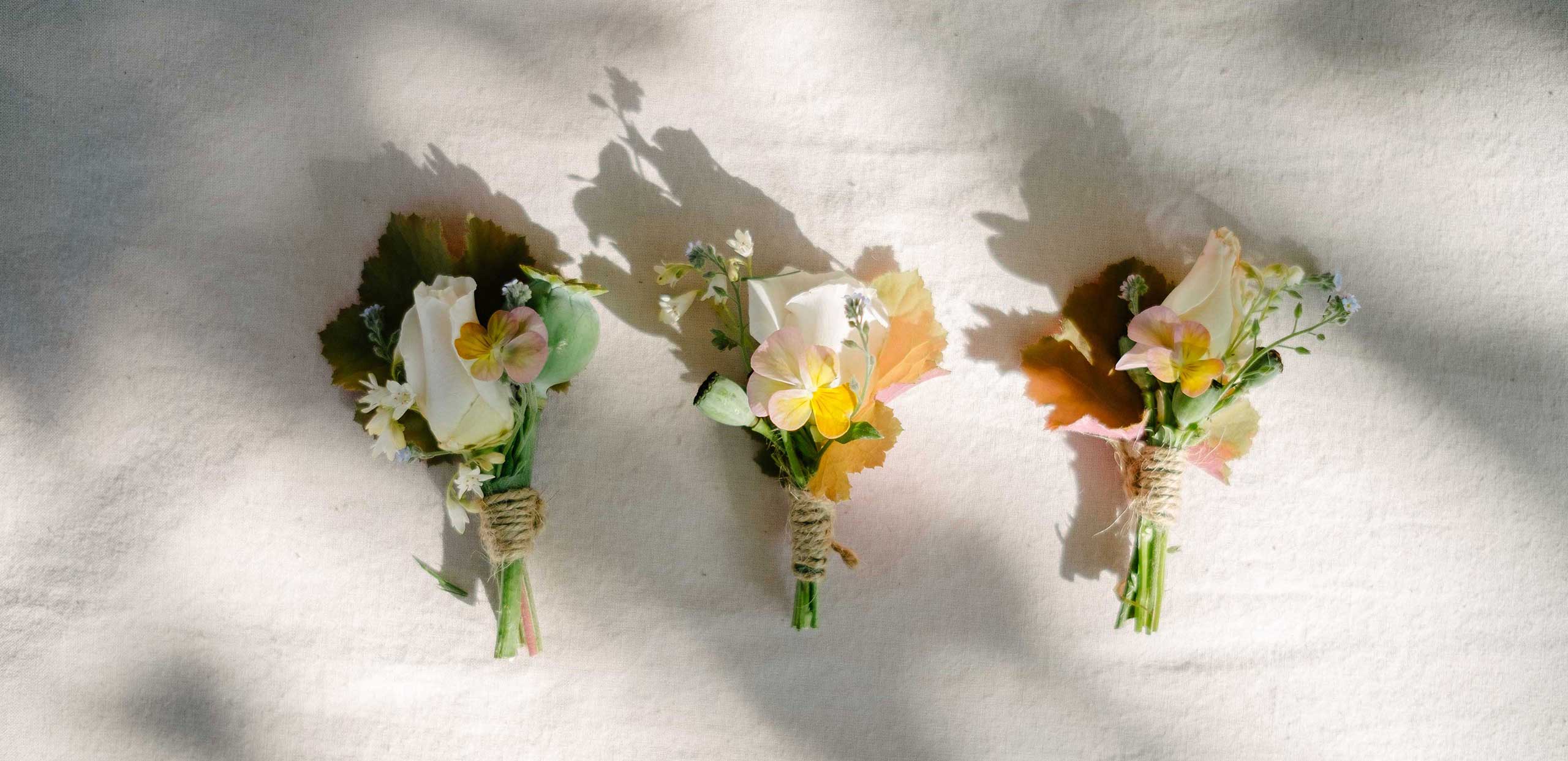 holly-bee-flowers-florist-devon-south-west-wedding-buttonholes-flowers-2